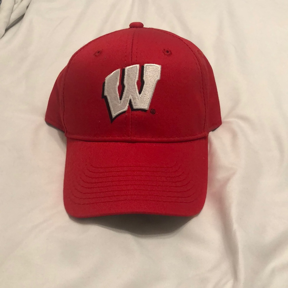 ❤️⚡️Wisconsin hat❤️⚡️